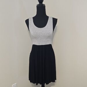 Elegant Black and Gray Midi Dress